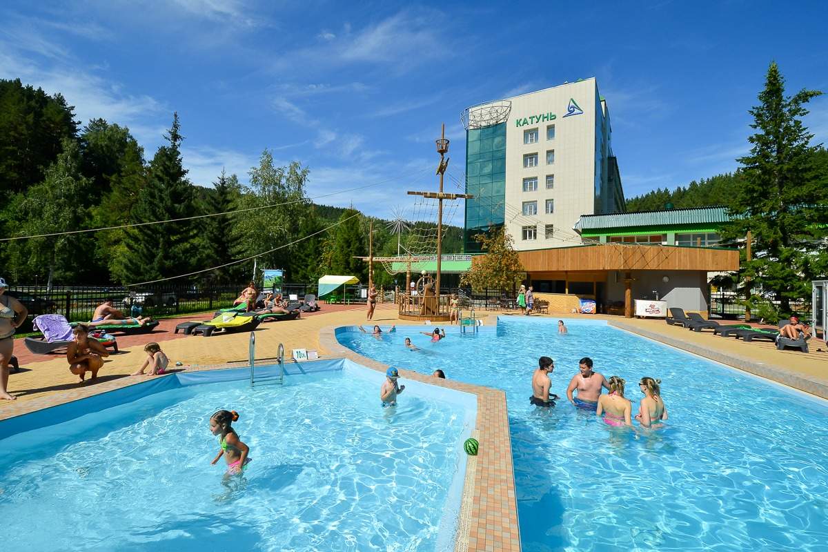 Бассейн санатория Катунь